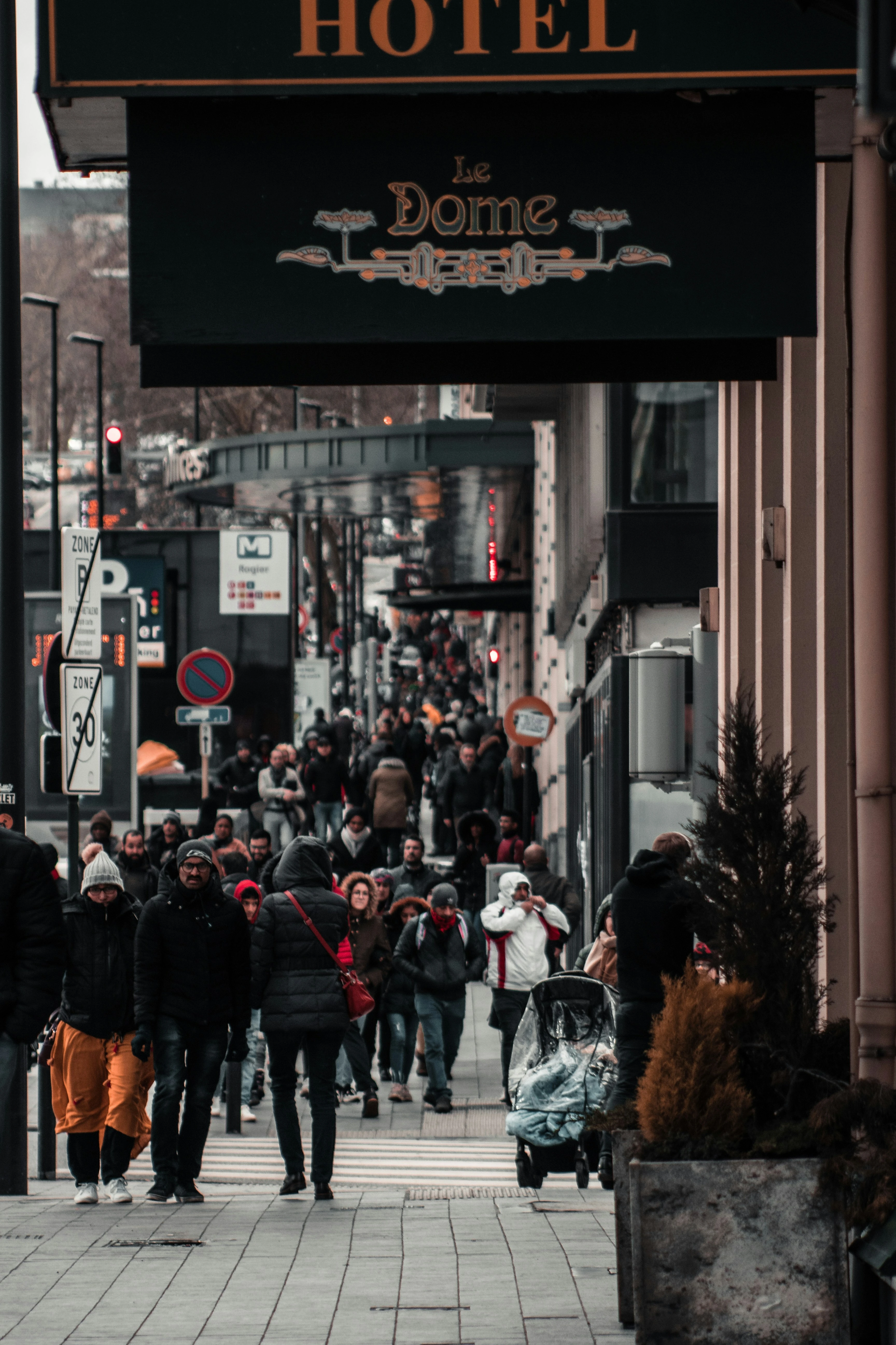Busy city street scene representing urban career opportunities in the United Kingdom.